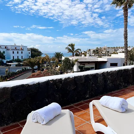 Casa Buna Colorada * Playa Blanca